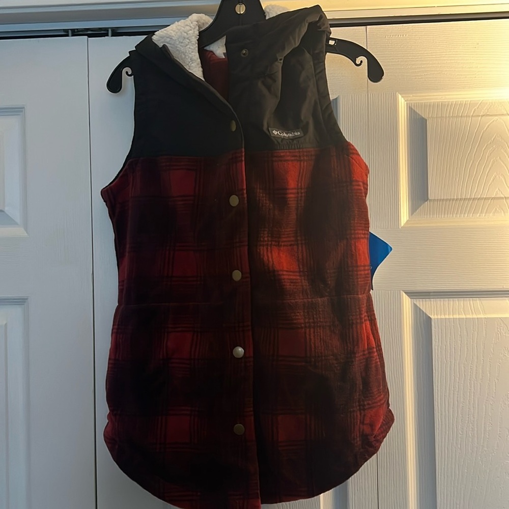 Columbia Vest